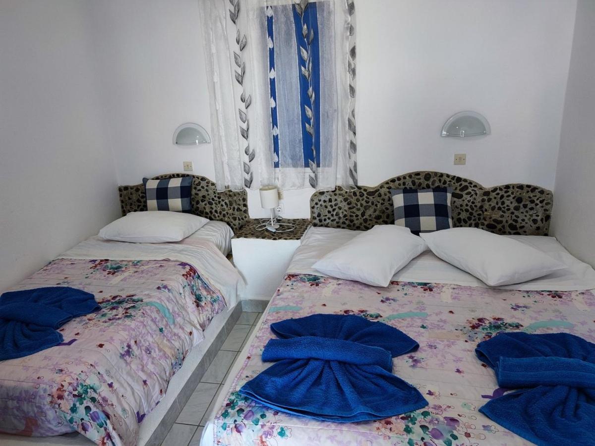 Studios Apartments Kapetanios ペリッサ エクステリア 写真