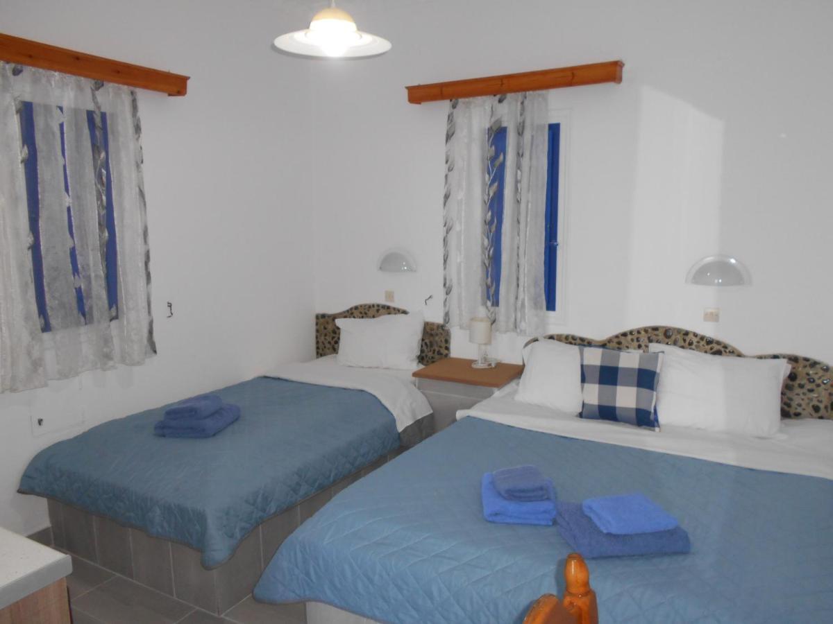 Studios Apartments Kapetanios ペリッサ エクステリア 写真