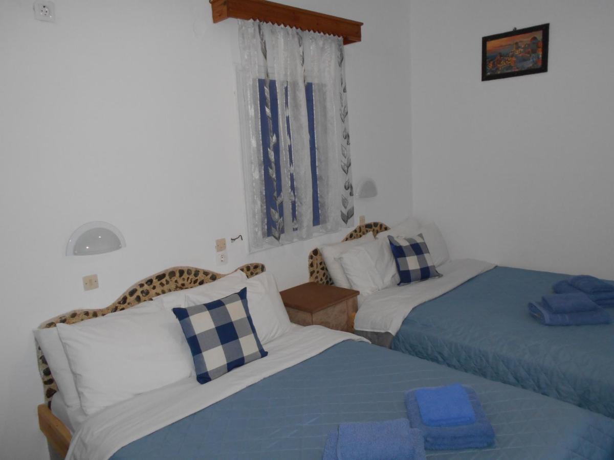 Studios Apartments Kapetanios ペリッサ エクステリア 写真