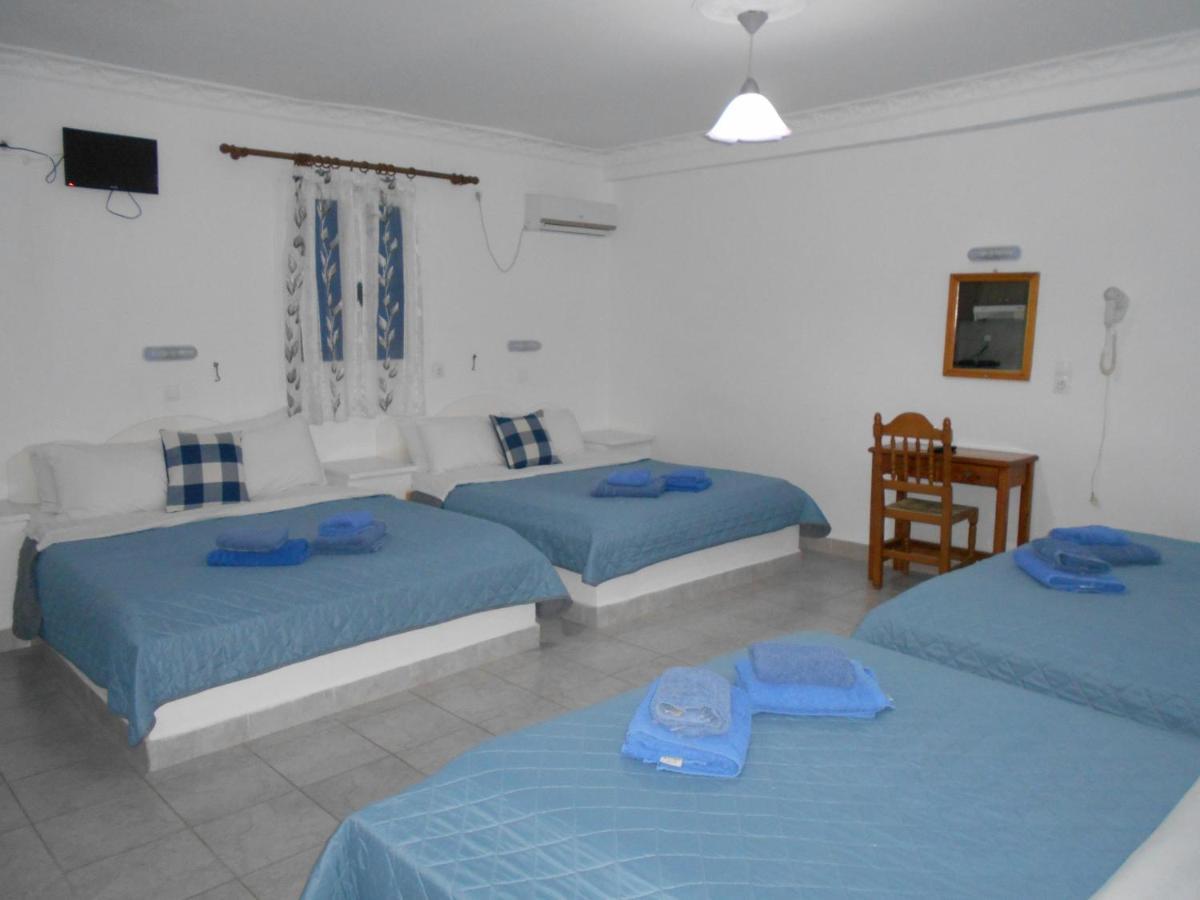 Studios Apartments Kapetanios ペリッサ エクステリア 写真