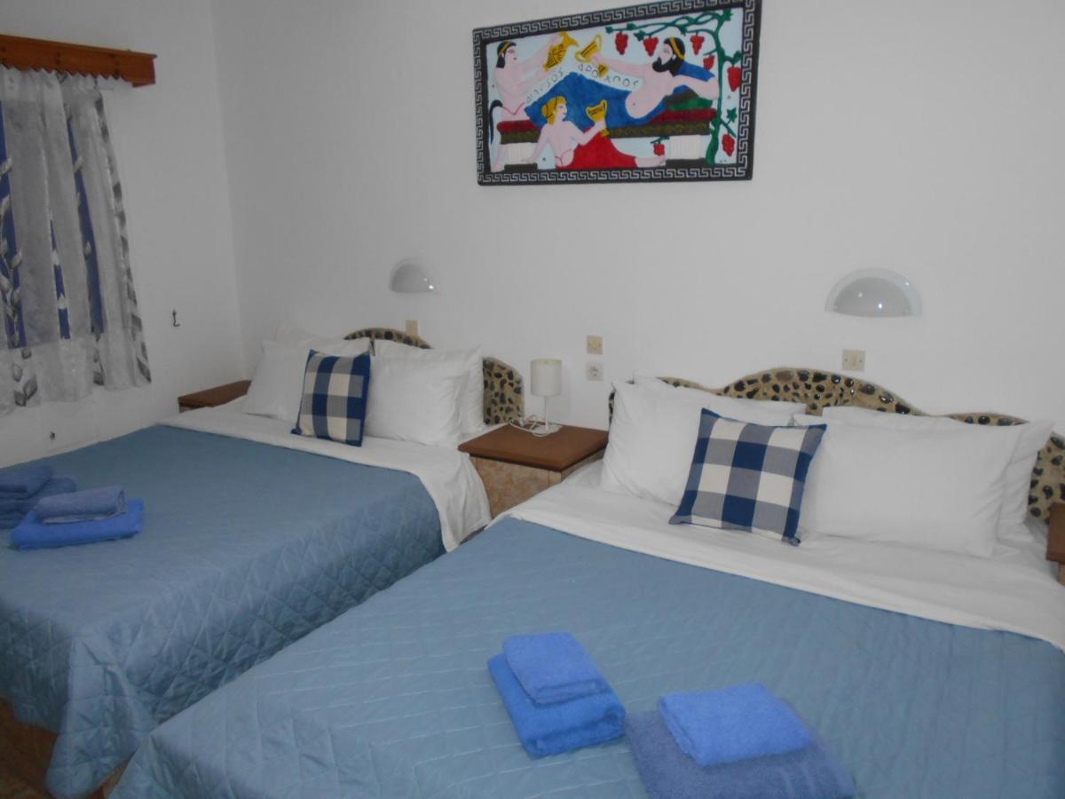 Studios Apartments Kapetanios ペリッサ エクステリア 写真