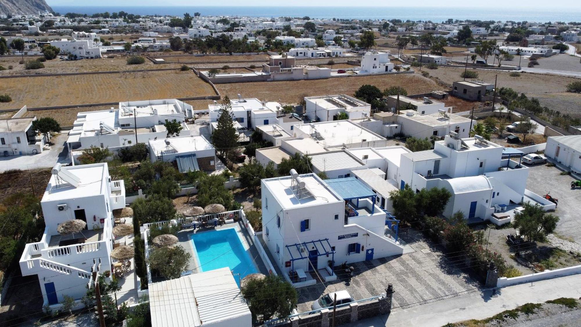Studios Apartments Kapetanios ペリッサ エクステリア 写真